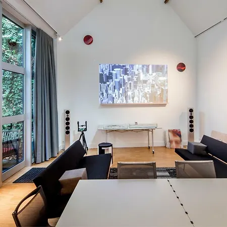 Apartment Spacy Artist Studio In Central *