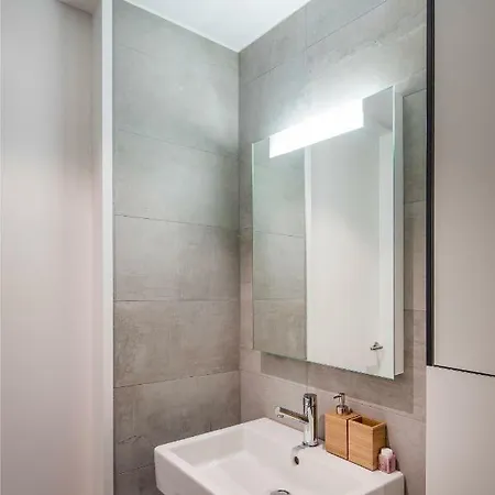 Apartment Spacy Artist Studio In Central *