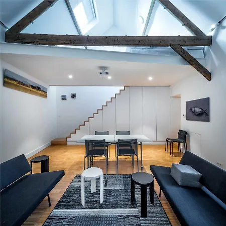 Apartment Spacy Artist Studio In Central